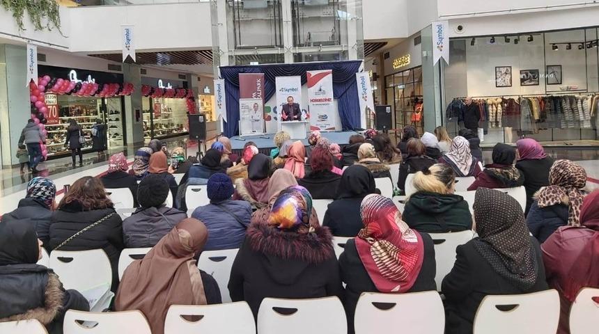 Kartepeli kadınlar sağlık seminerinde buluştu
