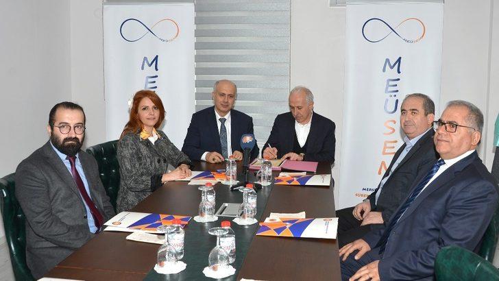 Mersin Üniversitesi ile Akdeniz Belediyesi arasında protokol imzalandı G3