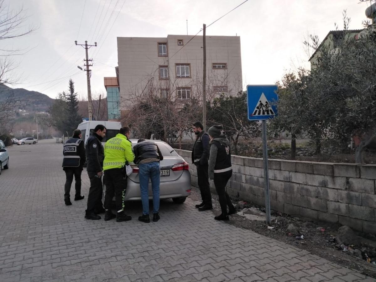 Osmaniye&rsquo;de hava destekli uyuşturucu operasyonu: 13 g&ouml;zaltı