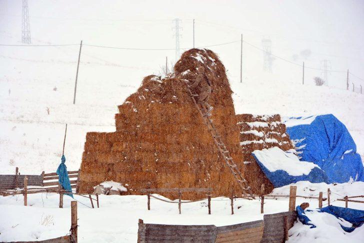 Erzurum'da evi terk eden genç kızdan 4 gündür haber alınamıyor G4