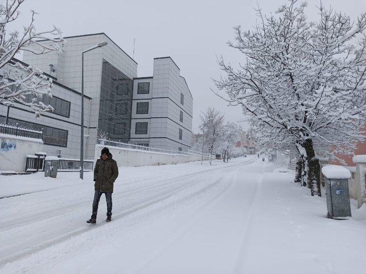 Gercüş’te eğitime kar tatili G3