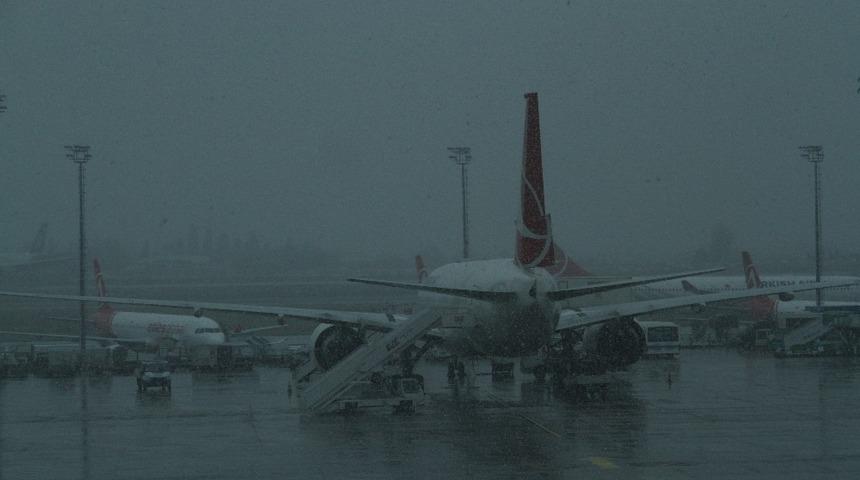 Erzincan&rsquo;da bazı u&ccedil;uşlar iptal edildi