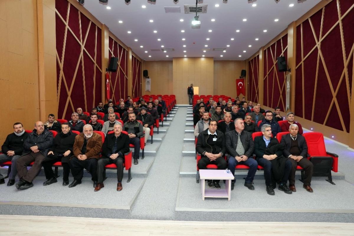Mardin&rsquo;de toplu taşımada &ccedil;alışan s&uuml;r&uuml;c&uuml;lere meslek eğitimi verildi