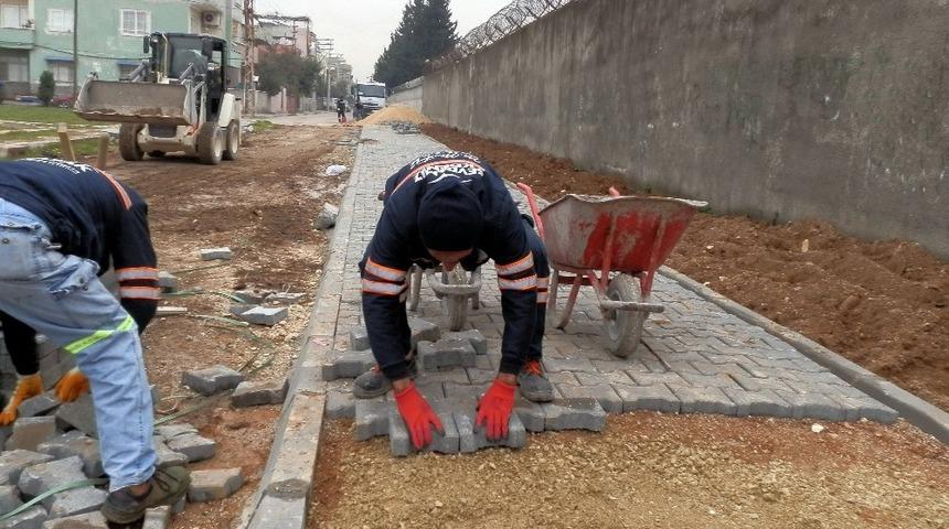Akdeniz Belediyesi&rsquo;nin mahallelerdeki &uuml;st yapı &ccedil;alışmaları s&uuml;r&uuml;yor