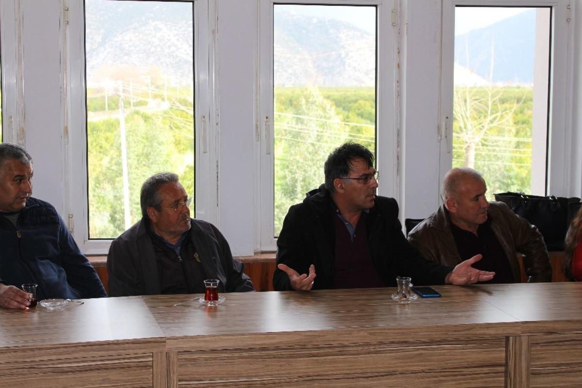 Finike ve Kumluca&rsquo;da ulaşımla ilgili toplantı yapıldı