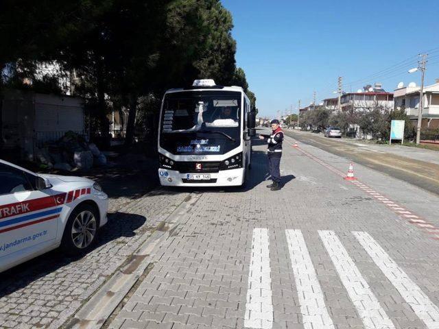 Jandarmadan İzmir genelinde trafik uygulaması