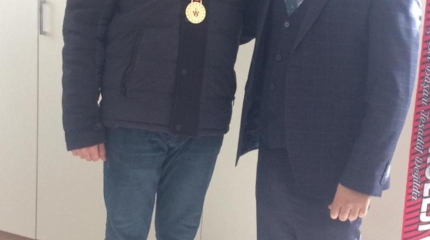 Öğrencilerin Bilek Güreşi ve Taekwondo başarısı