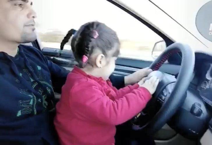 Tepki çeken olay! Bu da direksiyonu bırakıp dans eden trafik magandası G5