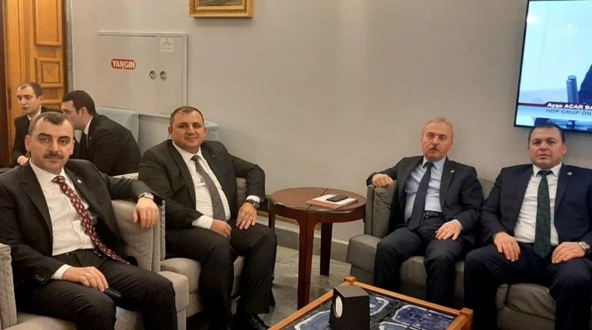 Yıldız, milletvekilleri ile g&ouml;r&uuml;şt&uuml;