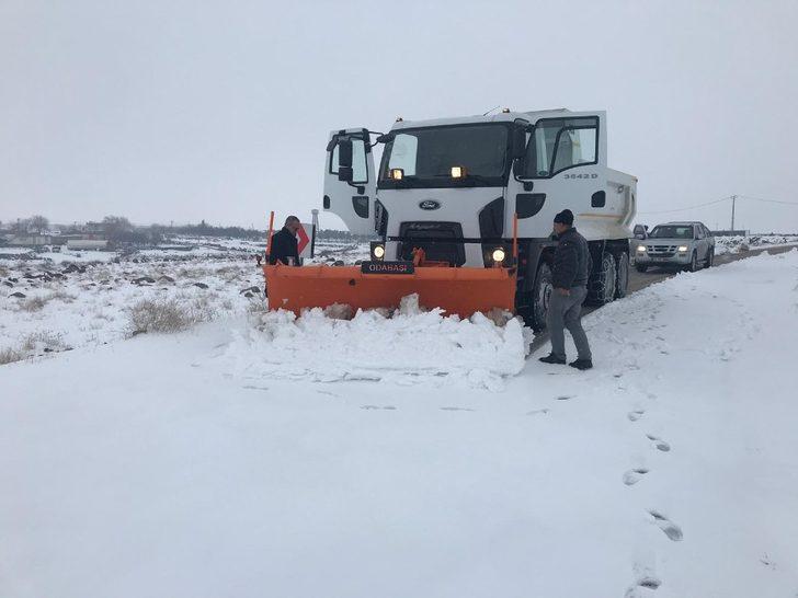 Cizre’de kar nedeni ile kapanan köy yolları ulaşıma açılıyor G1