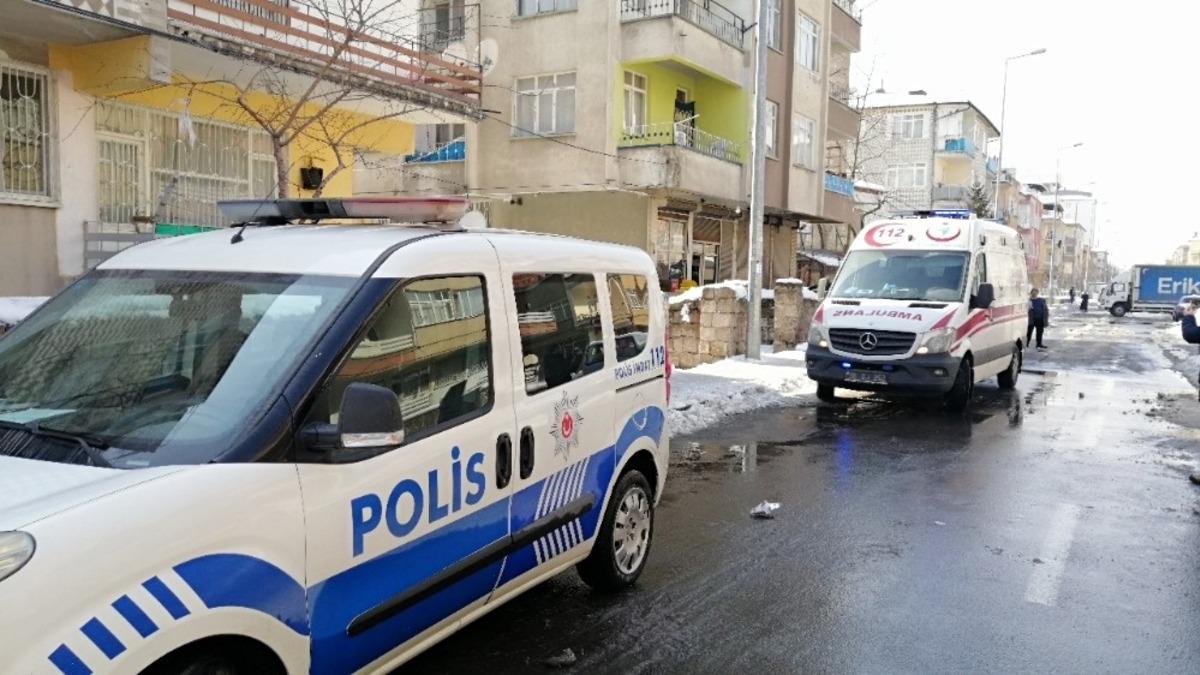 1 yaşındaki Yusuf beşiğinde &ouml;l&uuml; bulundu