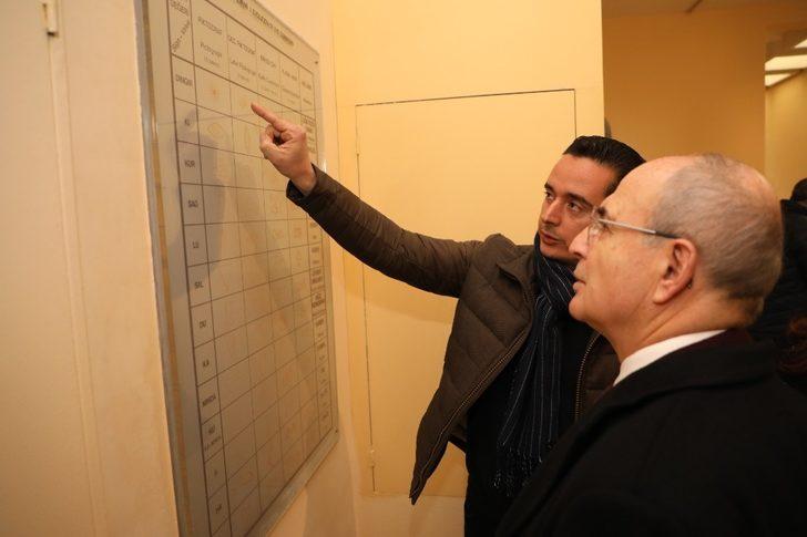 Dünya Sevgi Günü’nde en eski aşk şiirinin sergilendiği müzeyi gezdiler G3