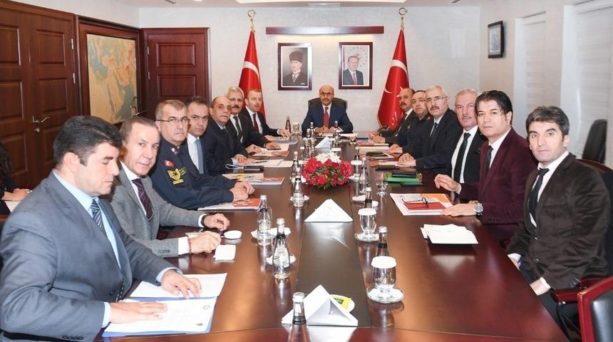 Demirtaş: "112 Acil Çağrı Merkezini gereksiz aramayla meşgul etmeyin"