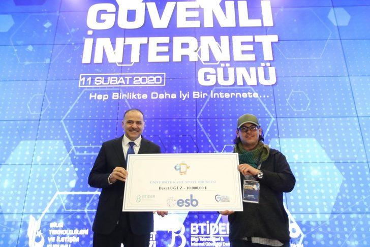 AÜ öğrencisi Kısa Film Yarışmasında Türkiye birincisi oldu G2