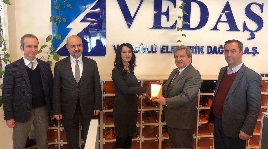 VEDAŞ&rsquo;tan &ccedil;ağrı merkezi &ccedil;alışanlarına &ouml;d&uuml;l