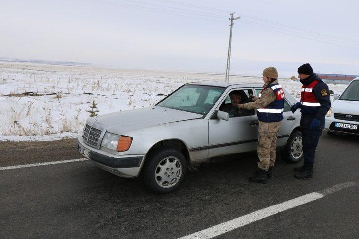 Kars’ta Jandarma’dan asayiş uygulaması G2