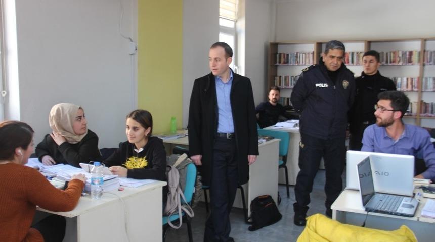 Kaymakam G&uuml;ven&rsquo;den &ouml;ğrencilere ziyaret