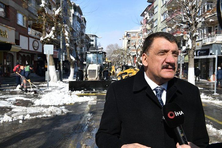 Malatya’da karla mücadele çalışması G3