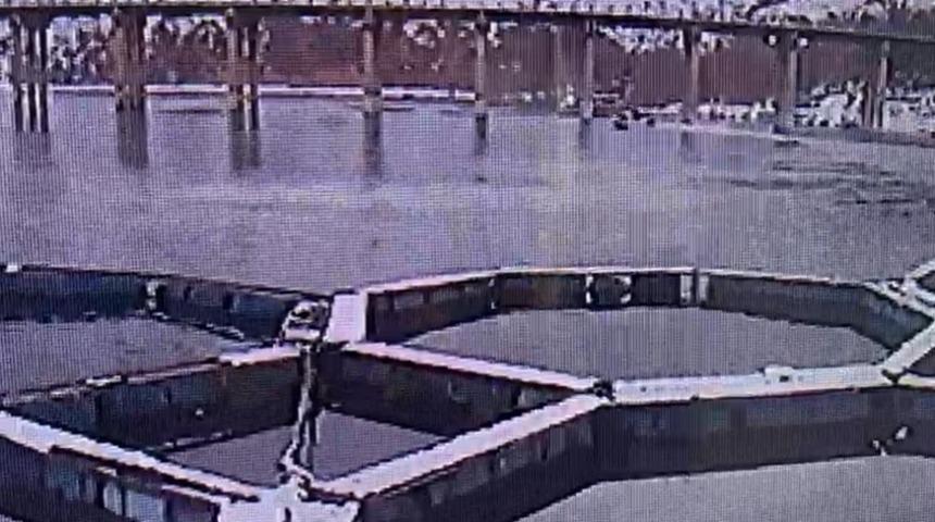 1 kişinin öldüğü tekne kazası kamerada