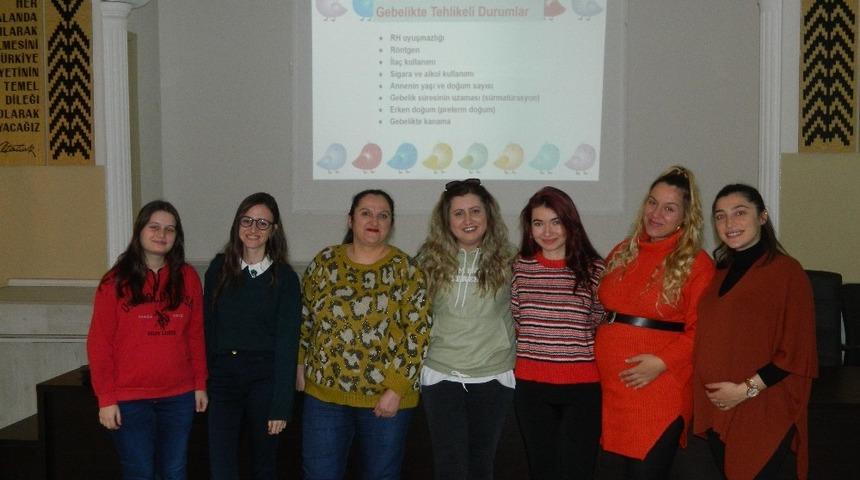 Bebek bakımını HEM kursuyla &ouml;ğreniyorlar