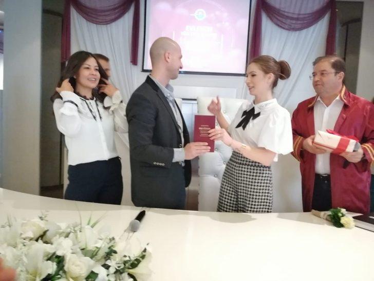 Maltepe’de 14 çift, 14 Şubat’ta bir ömür boyu mutluluğa evet dedi G1