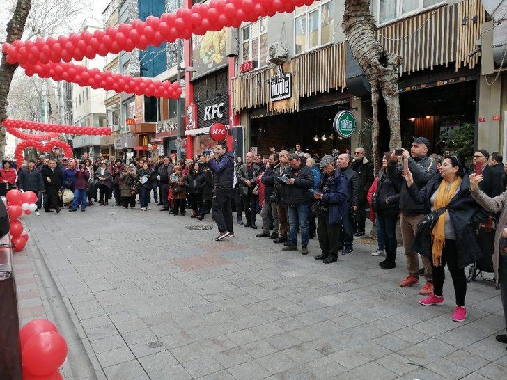 Kartal’da sevgililer günü dans ve müzikle kutlandı G2