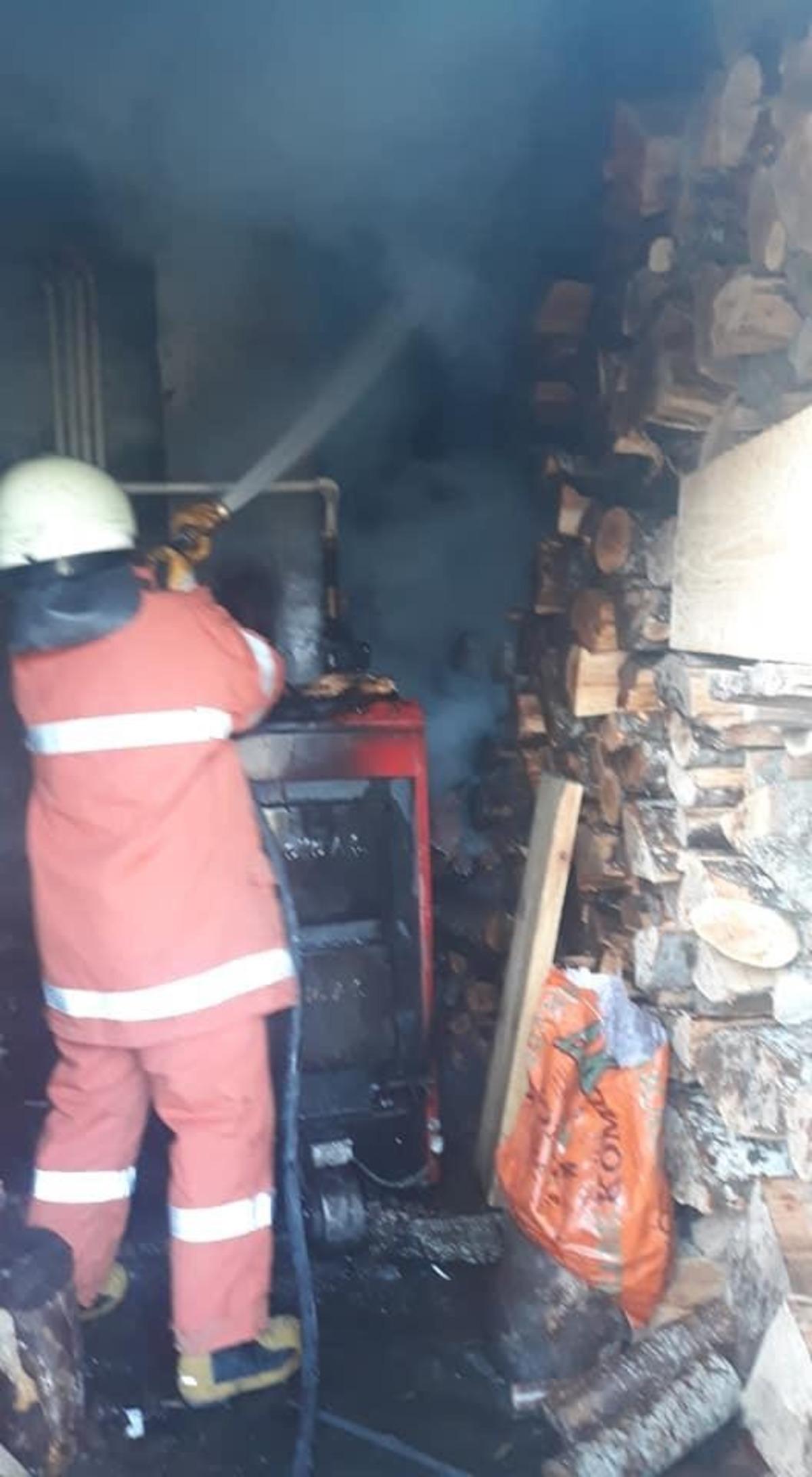 İnebolu&rsquo;da odunlukta &ccedil;ıkan yangın korkuttu