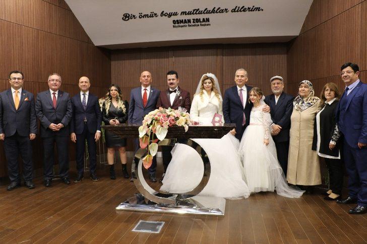 Denizli’de 30’a yakın çift ’Sevgililer Günü’nde dünya evine girdi G5