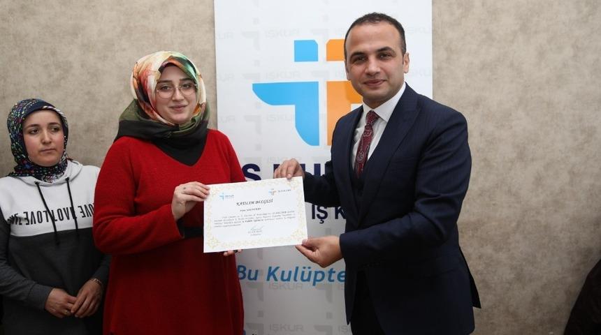 İŞKUR iş kul&uuml;b&uuml;nde iş garantili eğitim programı ilk kez Fatsa&rsquo;da uygulandı