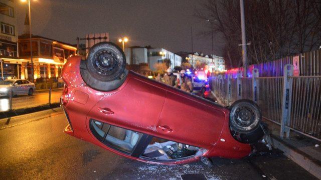 Balat'ta kontrolden çıkan otomobil takla attı