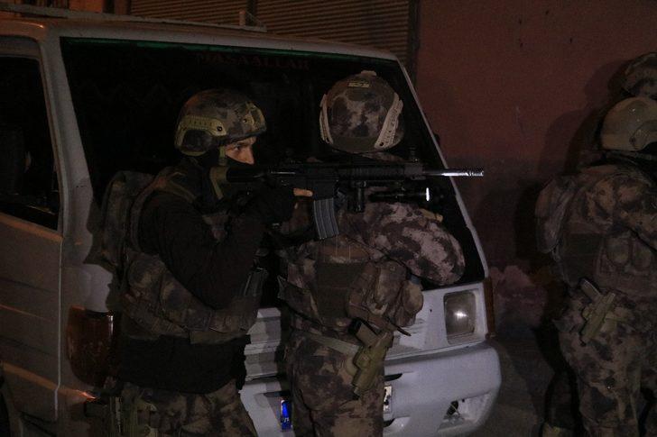 Adana’da sosyal medyada terör operasyonu: 11 gözaltı kararı G2