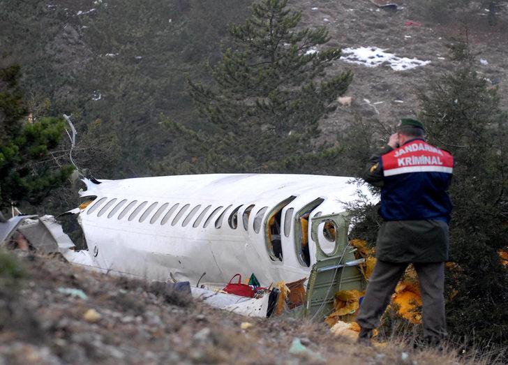 2007 yılında düşen Isparta uçağıyla ilgili flaş iddia: Yüzde 99 düşürüldü G1