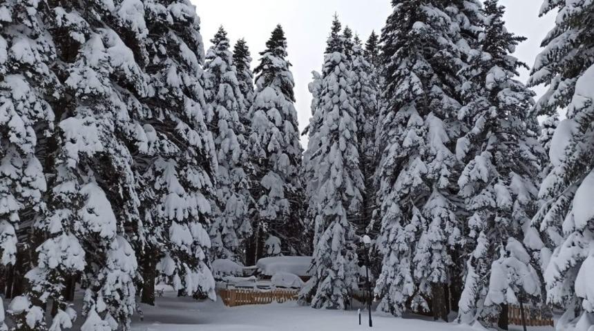 Uludağ&rsquo;da kar kalınlığı 160 santimetre