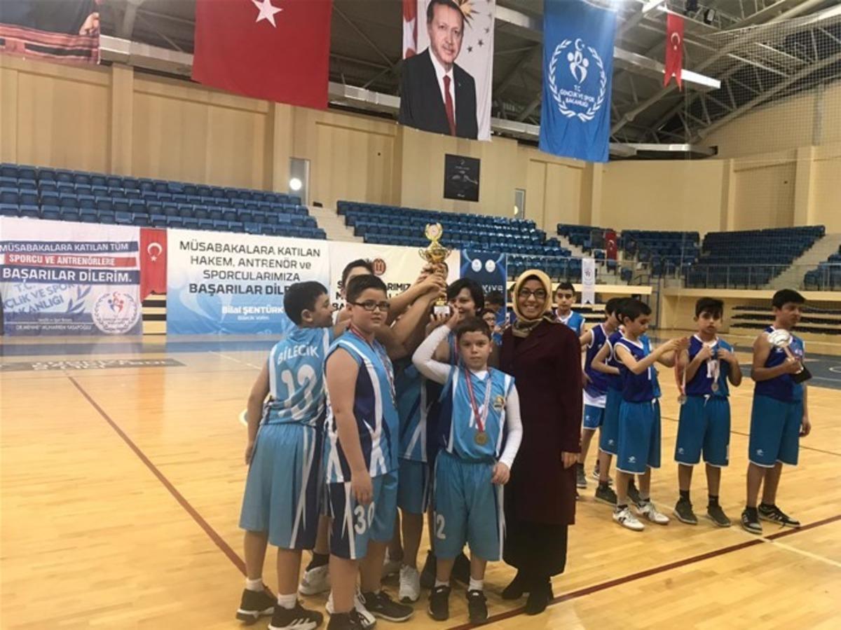 Basketbol m&uuml;sabakaları sona erdi