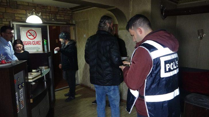 Bursa'da 500 personelle 41 masaj salonuna eş zamanlı baskın! G4