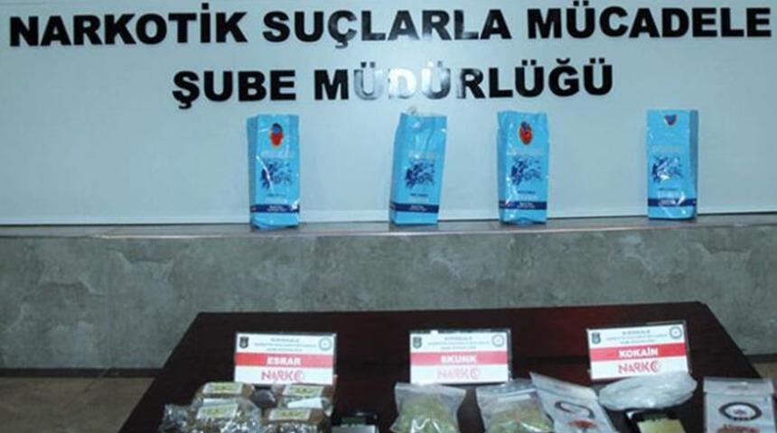 &Ccedil;ay paketinden uyuşturucu &ccedil;ıktı