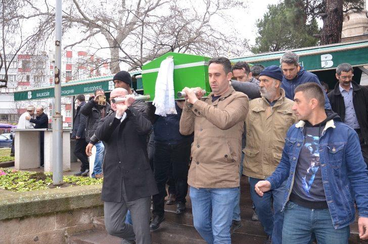 Gazeteci Ümit Ulus’un baba acısı G2