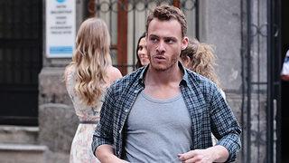 Kerem Bürsin'den yeni dizi sürprizi