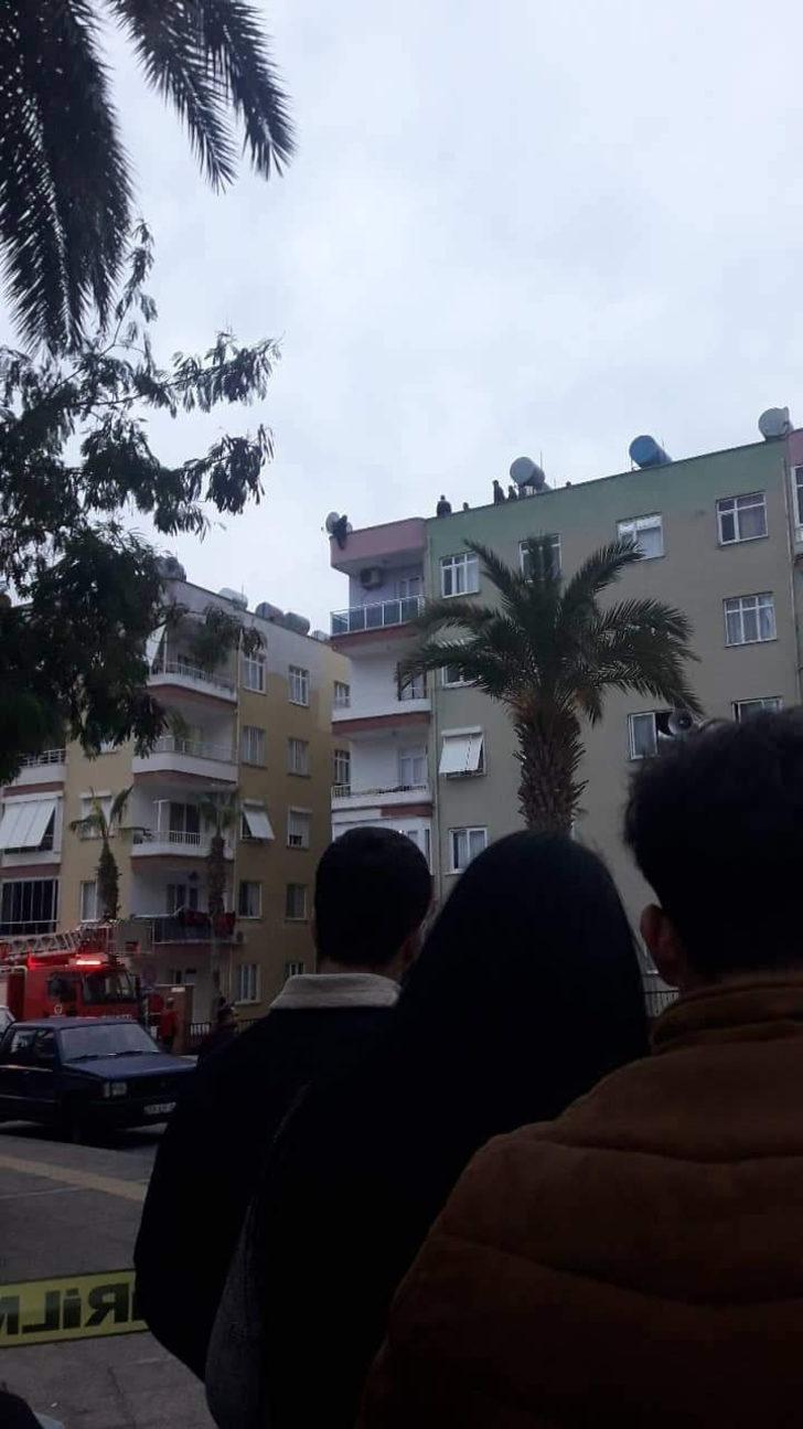Ayrı yaşadığı eşine Sevgililer Günü'nde çiçek gönderdi, kabul etmeyince intihara kalkıştı G3