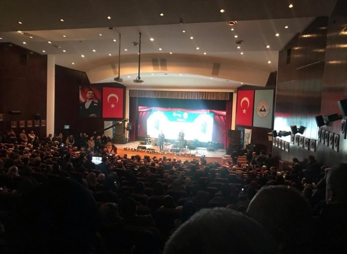 &rsquo;Muhammed Aşkına&rsquo; programına yoğun ilgi