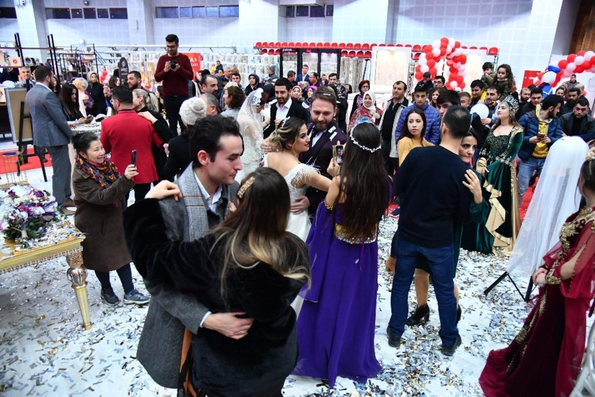 Isparta&rsquo;da Evlilik Festivali