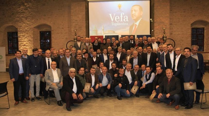 AK Parti il&ccedil;e başkanları vefa programında buluştu