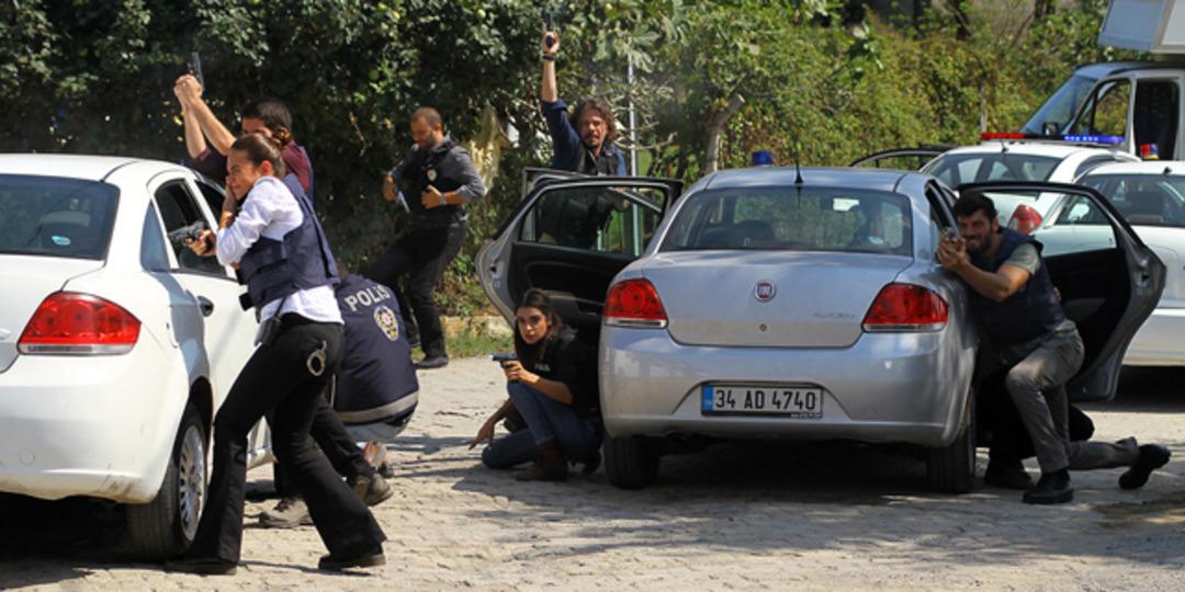 Arka Sokaklar 340. B&ouml;l&uuml;m Galerisi