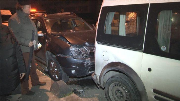 İstanbul'da feci kaza! 8 araç hurdaya döndü G2