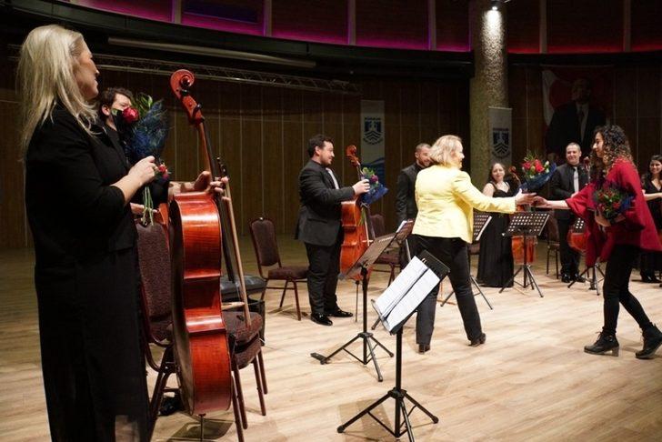 Bodrum’da 8 Viyolonsel Ve Klasik’ten Tango’ya beğeni topladı G3