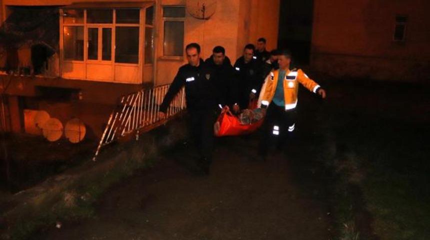 Zonguldak'ta eşi &ouml;l&uuml;nce bunalıma giren kadın intihar etti