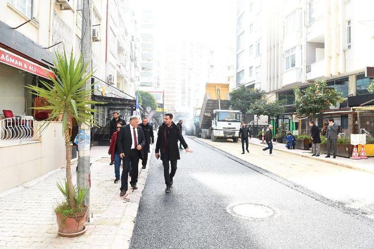 Seyhan’da yollara bakım onarım ve yenileme G3