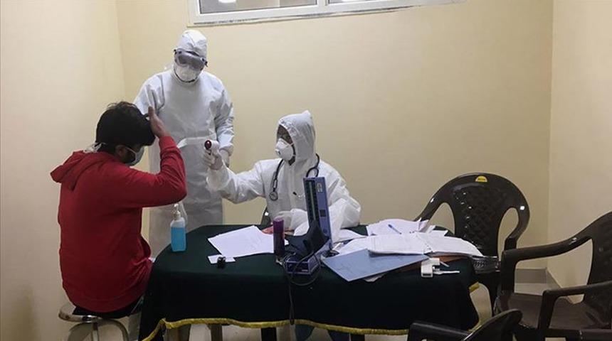 Hong Kong&rsquo;da 'karantina merkezi' protestosu