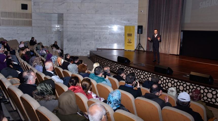 Dr. Ender Sara&ccedil; sağlıklı yaşamın p&uuml;f noktalarını anlattı