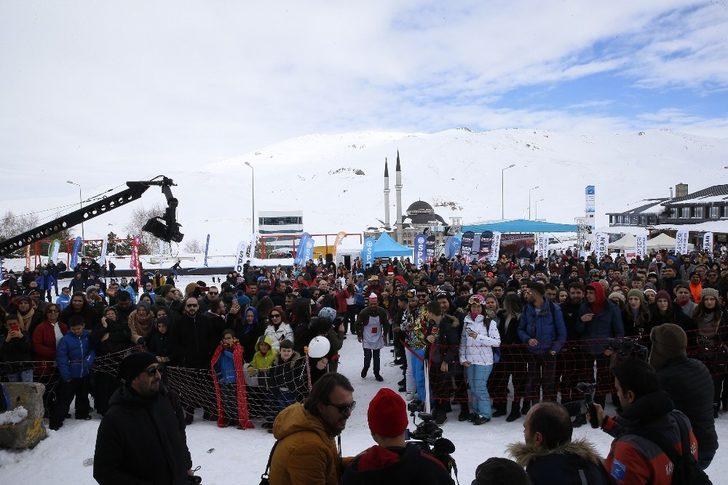 Erciyes’te sucuk yeme yarışması G5